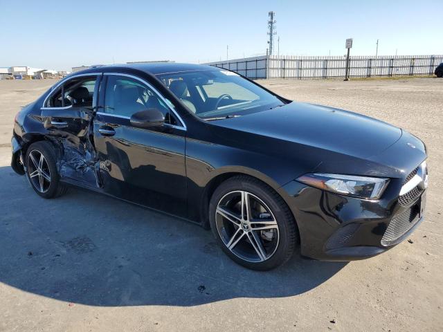 W1K3G4EB5MJ286718 Mercedes-Benz A 220