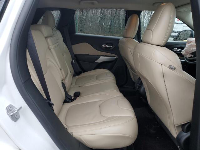 1C4PJMCB8HW649215 Jeep Cherokee Latitude