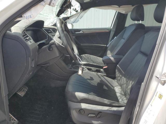 3VVCB7AX4NM039871 Volkswagen Tiguan Se R-line Black