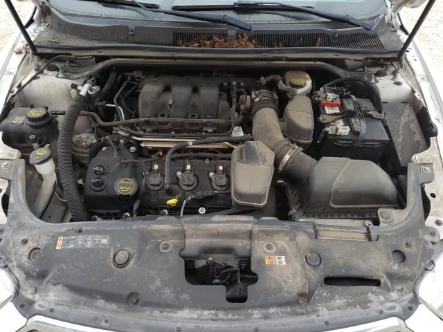1FAHP2D8XHG114686 Ford TAURUS SE