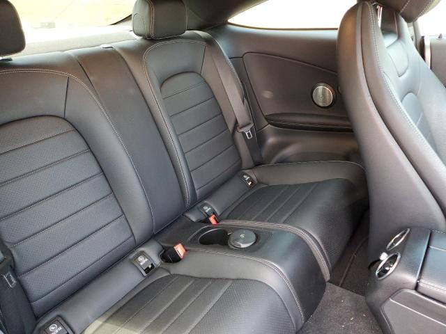 WDDWJ8DB1KF811569 Mercedes-Benz C 300
