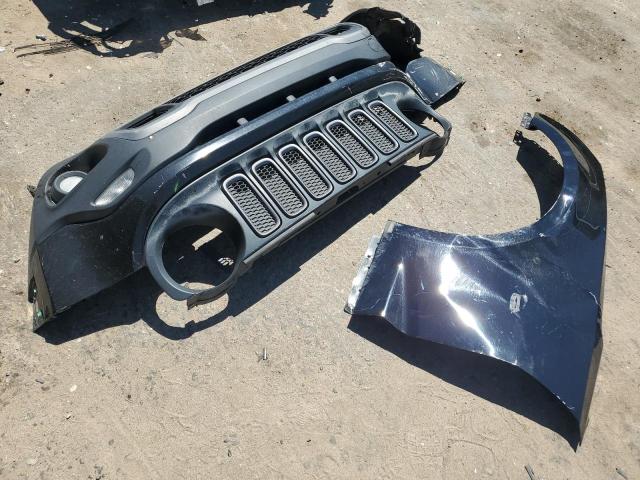 ZACCJBCB5JPH05228 Jeep Renegade Trailhawk