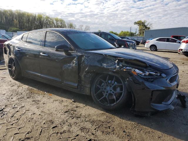 KNAE25LA3J6017663 KIA Stinger Premium