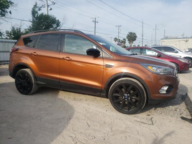 1FMCU0GD2HUE20949 Ford ESCAPE SE