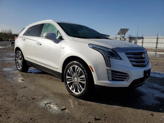 1GYKNCRS8HZ165943 Cadillac Xt5 Premium Luxury