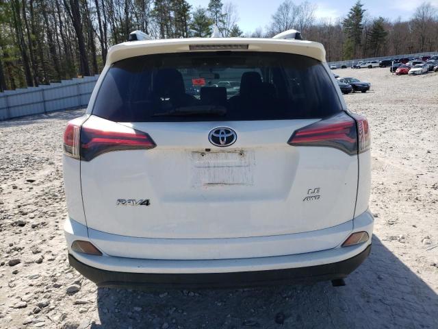 JTMBFREV8GJ070771 Toyota RAV4 LE