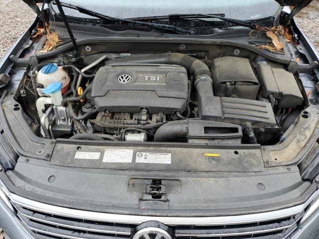 1VWGT7A38HC057612 Volkswagen PASSAT SE