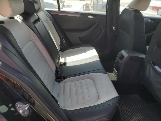 3VWB17AJ2GM412625 Volkswagen Jetta Sport