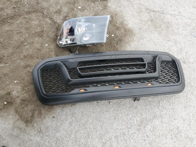 1C6RR6LTXJS133271 RAM 1500 Slt