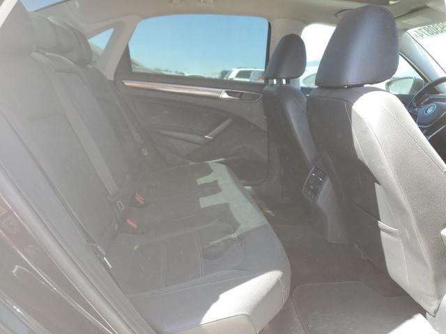 1VWBA7A36JC043617 Volkswagen PASSAT SE