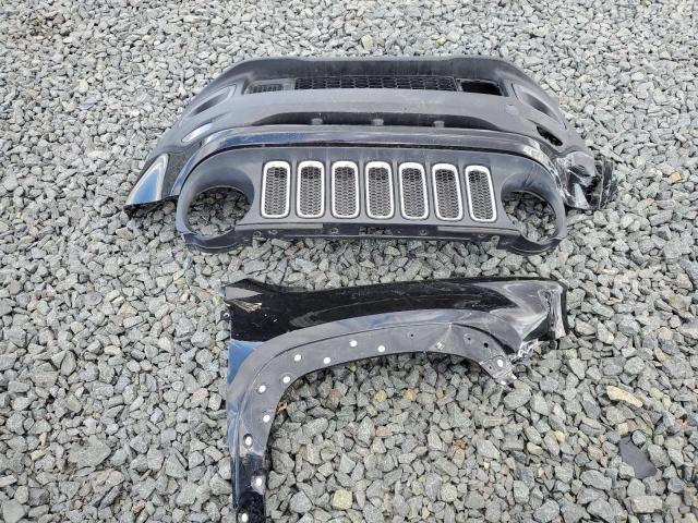 ZACCJBBT0FPB76387 Jeep Renegade Latitude