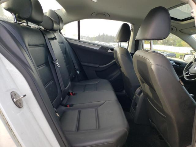 3VWDB7AJ5HM258435 Volkswagen JETTA SE
