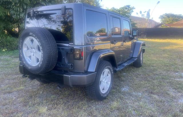1C4BJWEG0JL807715 Jeep Wrangler Unlimited Sahara