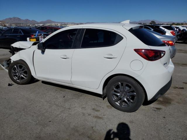 3MYDLBJV2LY703237 Toyota YARIS LE