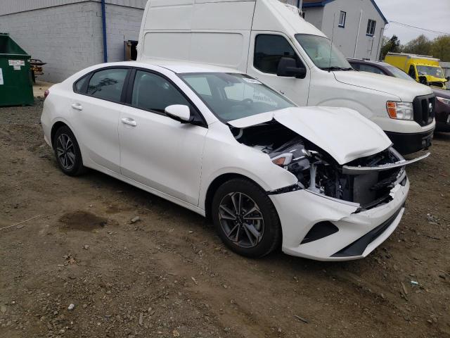 3KPF24AD7PE688691 KIA FORTE LX