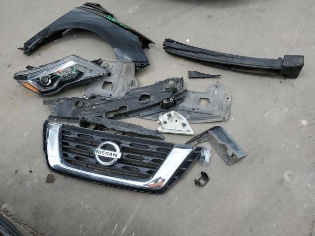 5N1DR2MN9JC677343 Nissan Pathfinder S