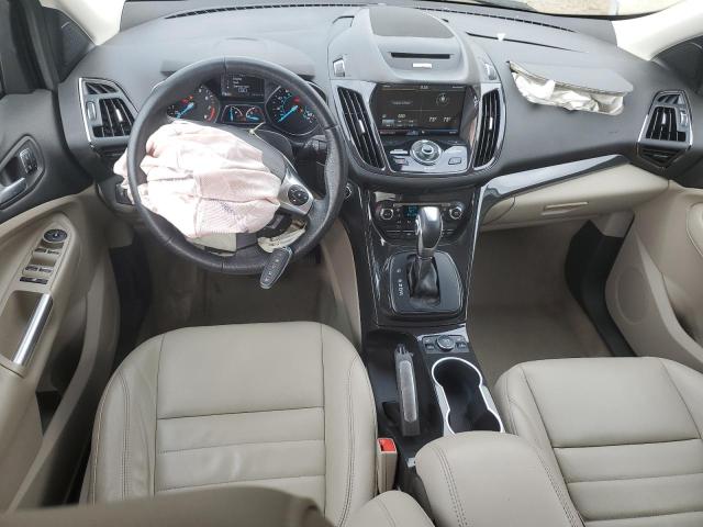1FMCU0J95EUD71598 Ford Escape Titanium