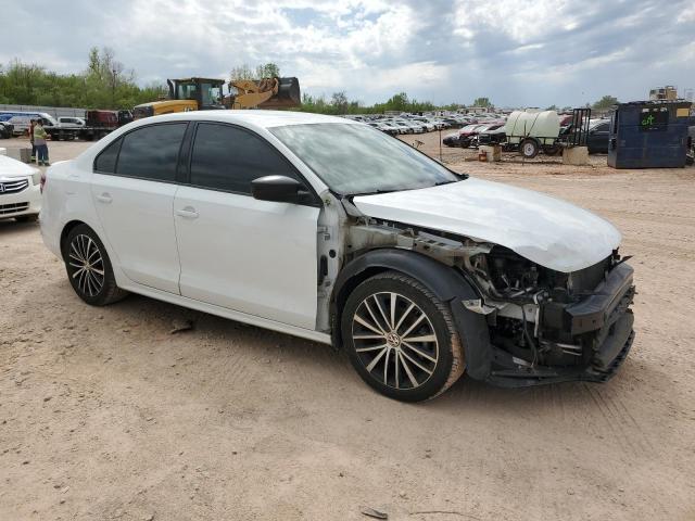 3VWD17AJ2GM301825 Volkswagen Jetta Sport