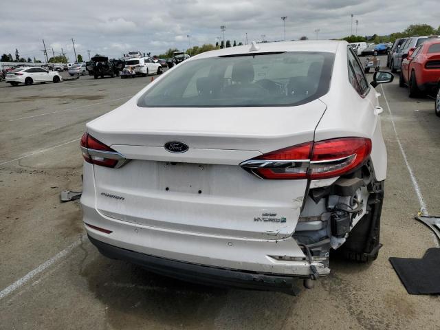 3FA6P0LUXKR179368 Ford FUSION SE