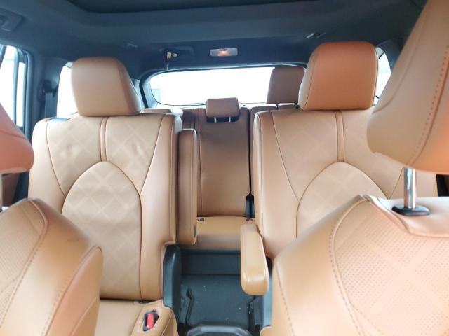 5TDFZRAH4NS130635 Toyota Highlander Platinum