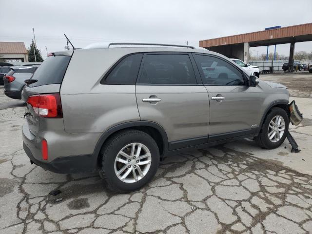 5XYKTDA77FG646559 KIA SORENTO LX
