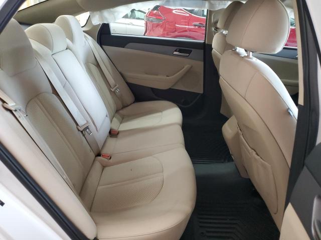 5NPE24AF0KH819364 Hyundai SONATA SE