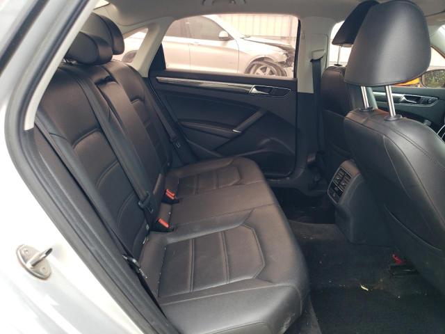 1VWBT7A38HC003141 Volkswagen PASSAT SE