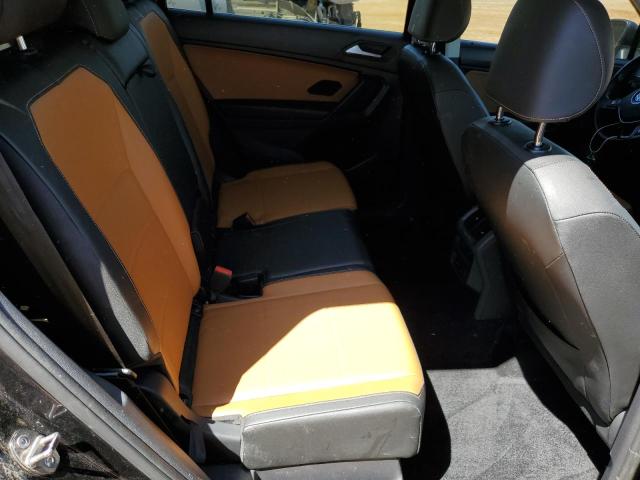 3VV2B7AXXKM185943 Volkswagen TIGUAN SE