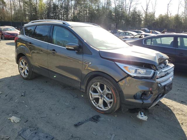1FMCU9J93KUC33462 Ford Escape Titanium