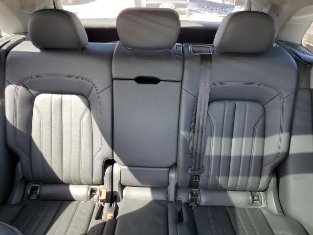 WA1BNAFY8J2242368 Audi Q5 Premium Plus