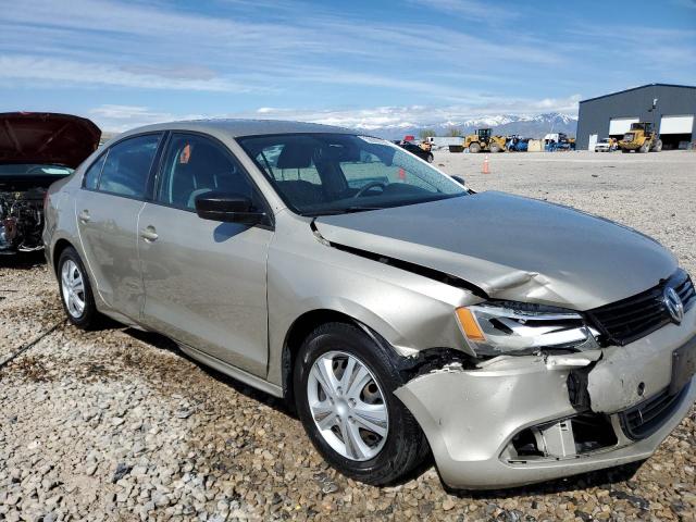 3VW2K7AJ9EM227675 Volkswagen JETTA BASE