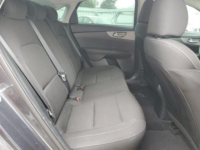 3KPF24AD7KE058534 KIA FORTE FE