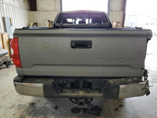 5TFUY5F1XJX715724 Toyota Tundra Double Cab Sr/sr5