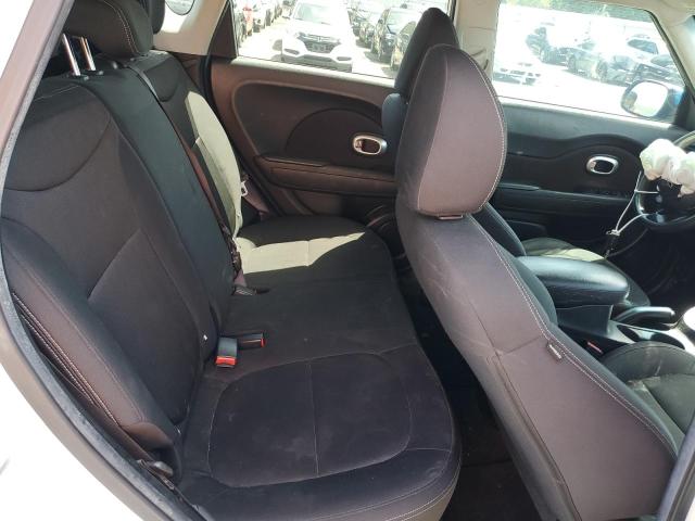 KNDJN2A25F7182330 KIA Soul