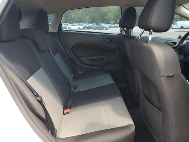 3FADP4TJ7GM170801 Ford FIESTA S