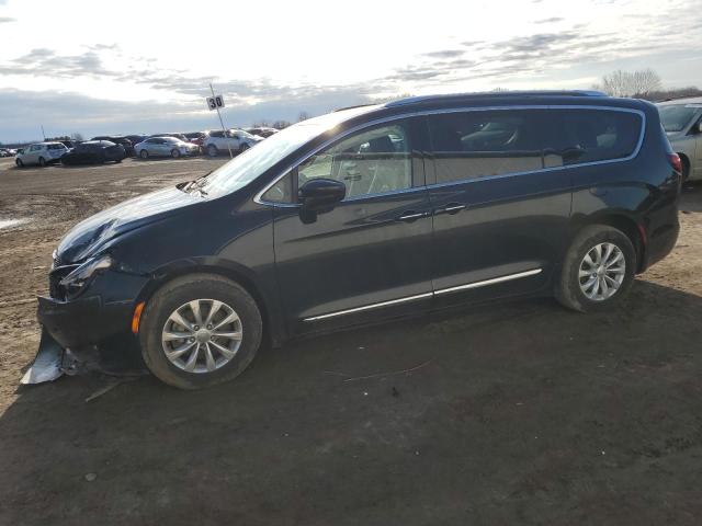 Auction sale of the 2019 Chrysler Pacifica Touring L, vin: 2C4RC1BG4KR685465, lot number: 49283324