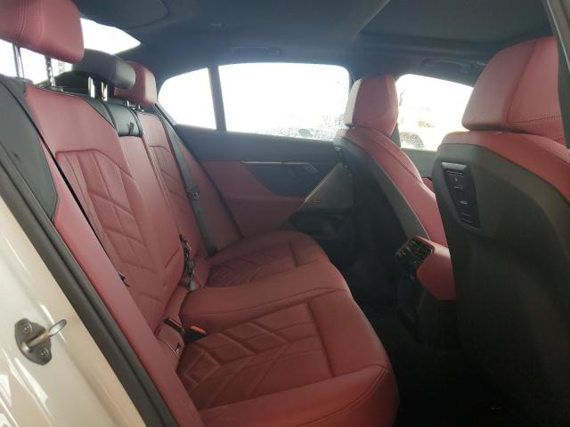 WBA43FJ03RCR03827 BMW 530 I