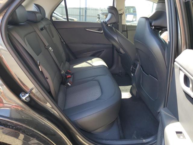 KNDCR3L1XR5097748 KIA Niro Wind