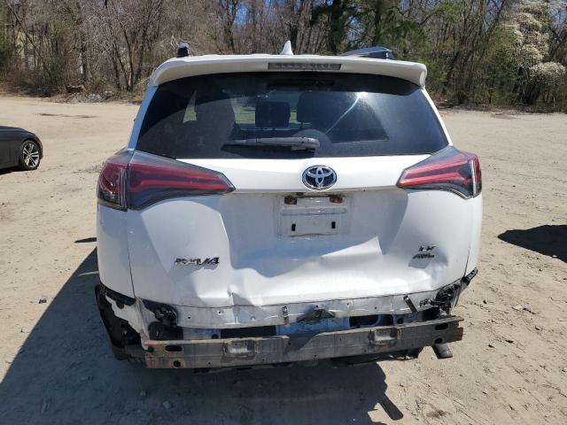 JTMBFREV3HJ117206 Toyota RAV4 LE
