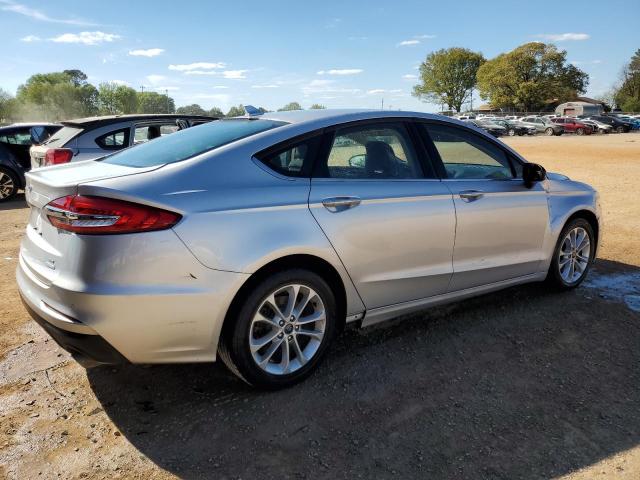 3FA6P0HD0KR203606 Ford FUSION SE