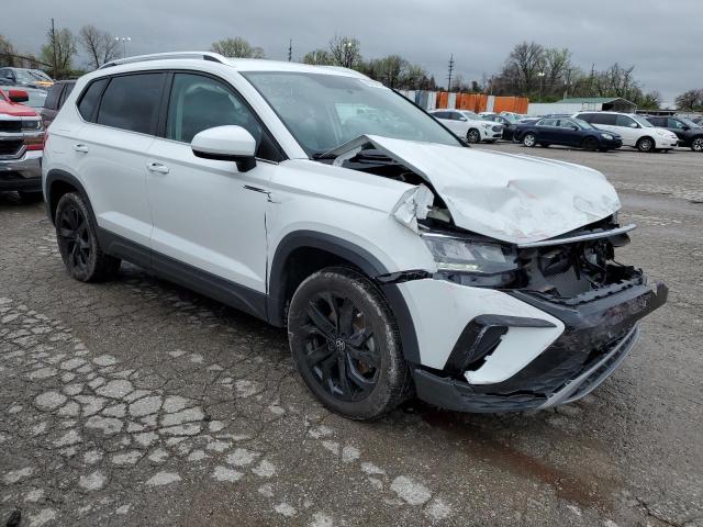 3VVWX7B26NM068418 Volkswagen TAOS SE