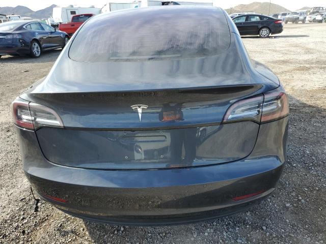 5YJ3E1EAXJF046122 Tesla MODEL 3