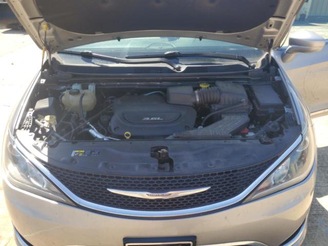 2C4RC1BG2HR702949 Chrysler Pacifica Touring L