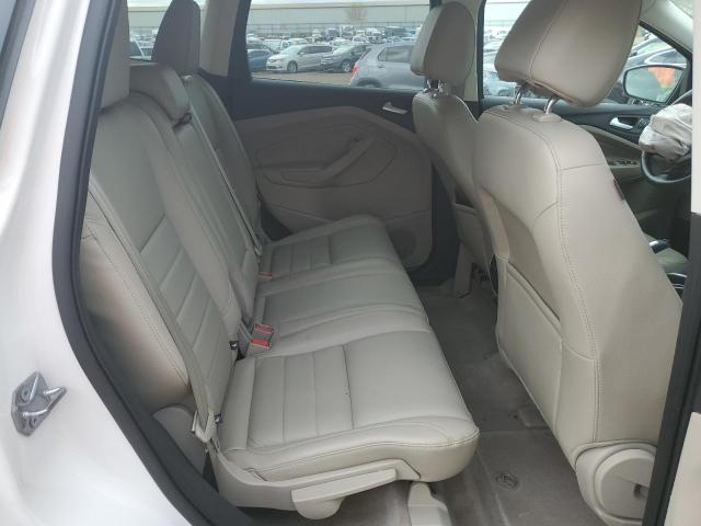 1FMCU0J95EUD71598 Ford Escape Titanium
