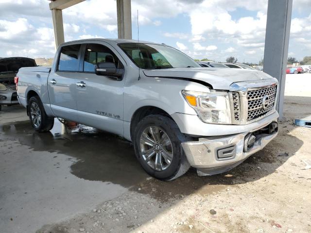 1N6AA1E62JN503003 Nissan TITAN SV