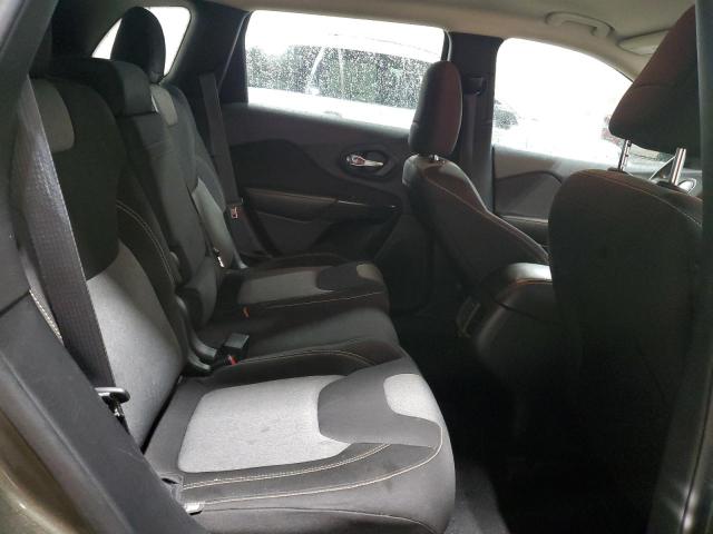 1C4PJMAB0EW286827 Jeep Cherokee Sport