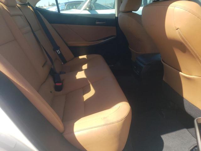 JTHBA1D2XH5048349 Lexus IS 200T
