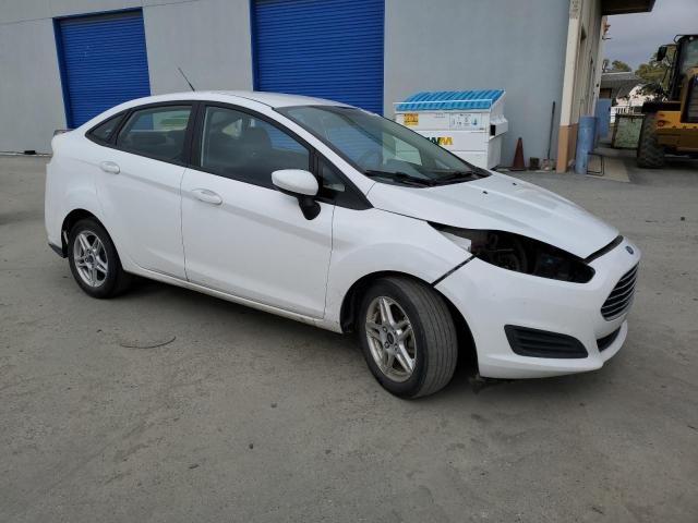 3FADP4BJ1KM130384 Ford FIESTA SE