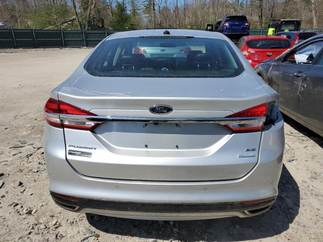 3FA6P0H92JR115506 Ford FUSION SE