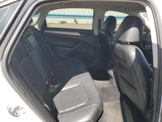1VWAT7A38FC013144 Volkswagen PASSAT S